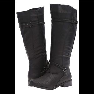 Women’s size 9 black boots